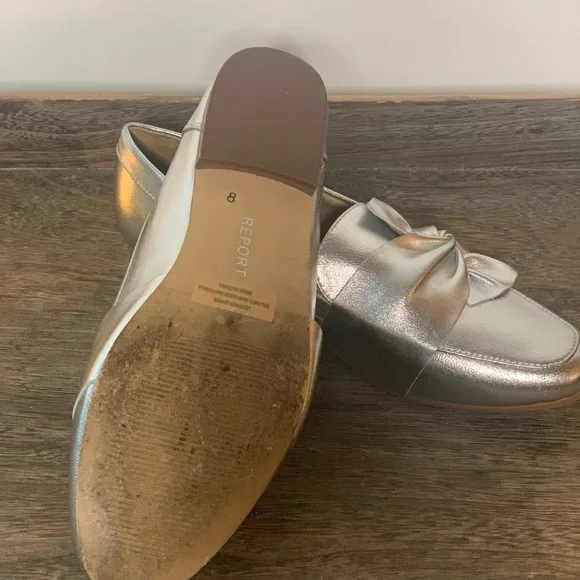 Report silver loafer flats - Picture 3 of 3